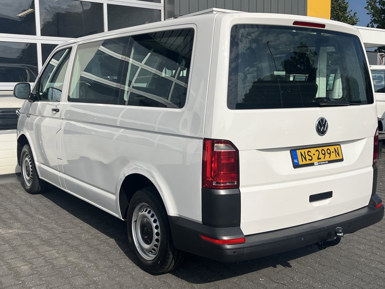 Vehicle Image 52