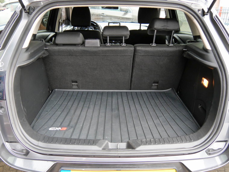 Vehicle Image 15