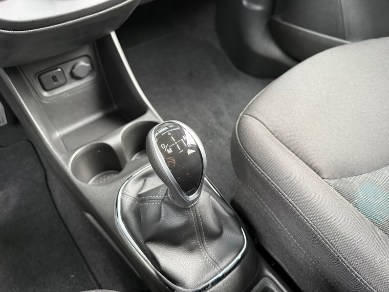 Vehicle Image 36