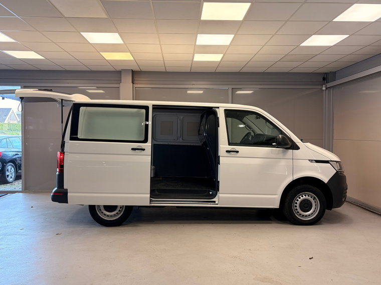 Vehicle Image 28