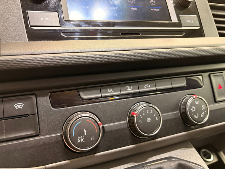 Vehicle Image 41