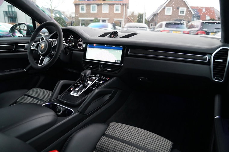 Vehicle Image 26