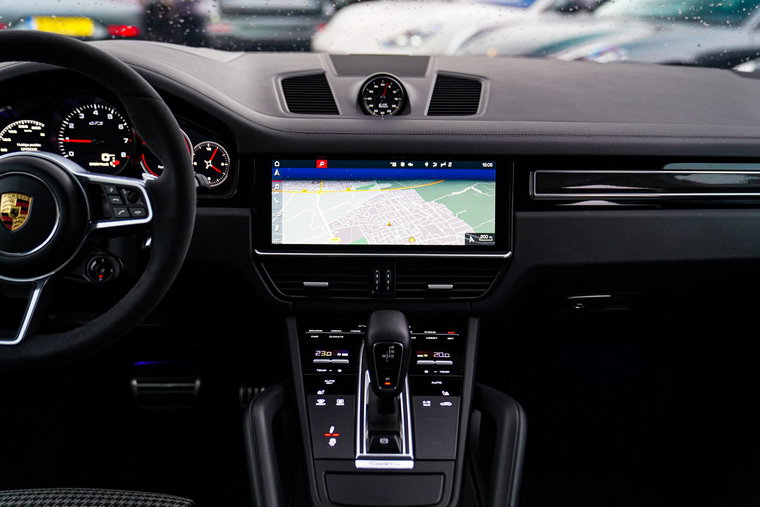 Vehicle Image 30