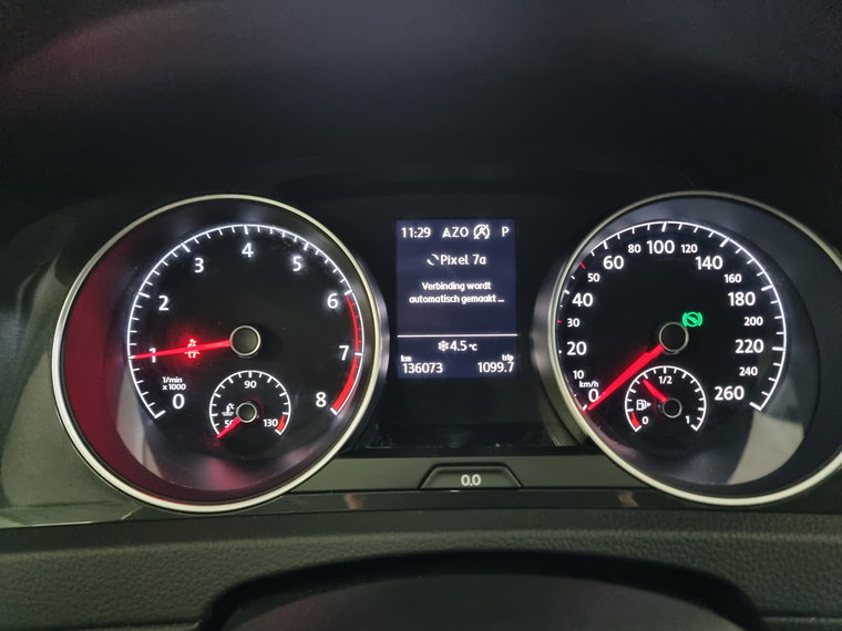 Vehicle Image 24