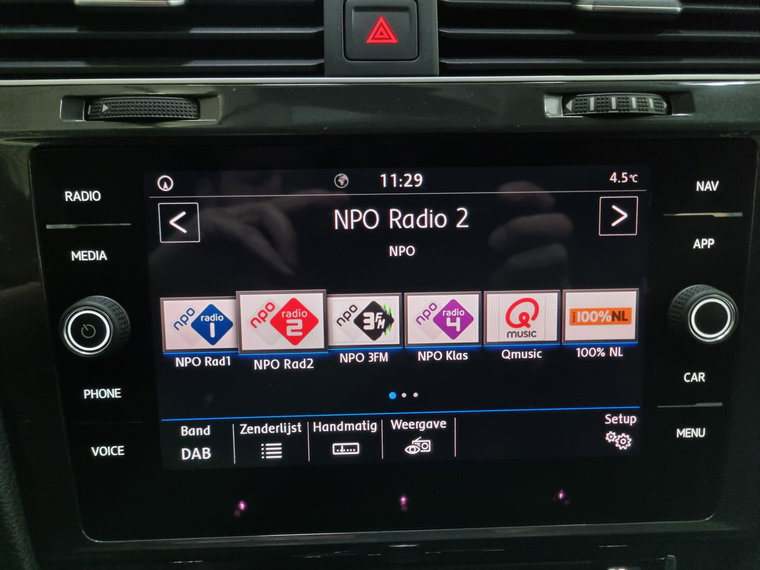Vehicle Image 30