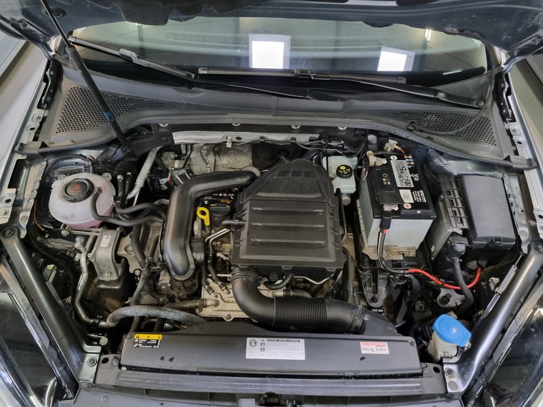 Vehicle Image 40