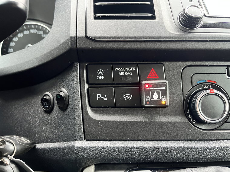 Vehicle Image 33