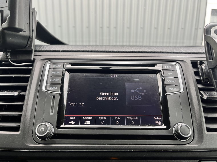 Vehicle Image 37