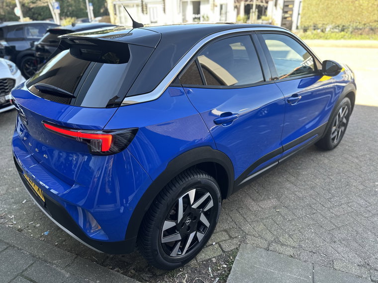 Vehicle Image 36