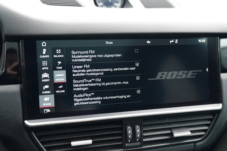 Vehicle Image 53