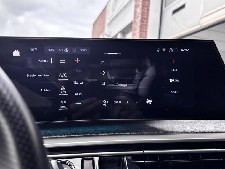 Vehicle Image 45