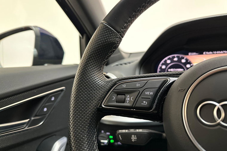 Vehicle Image 19