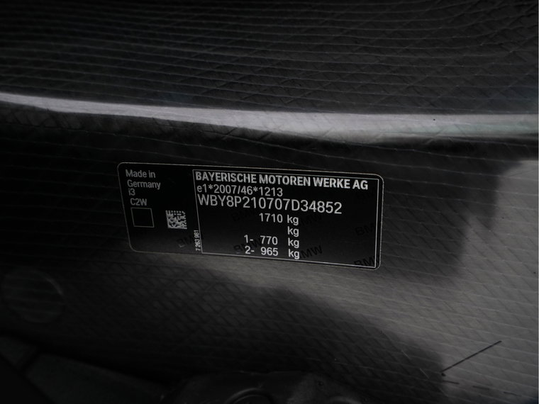 Vehicle Image 27