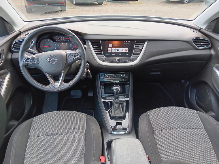 Vehicle Image 15