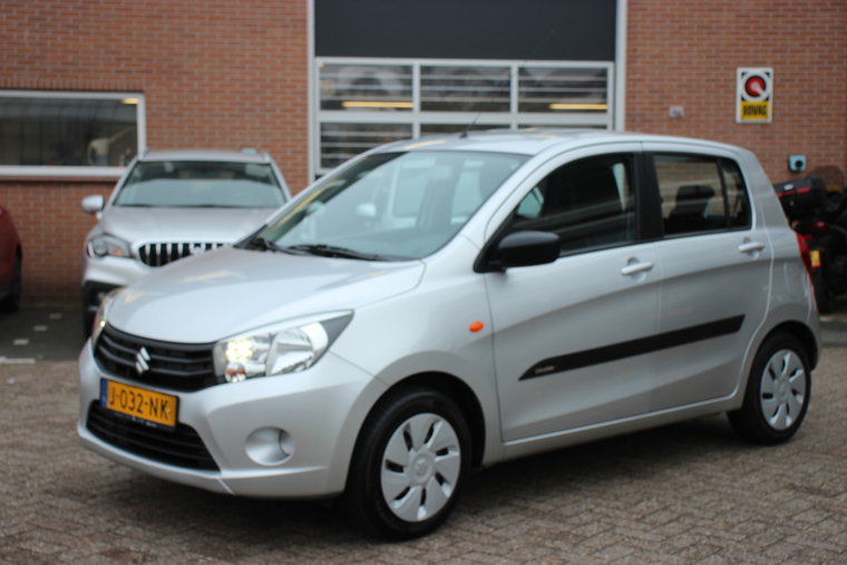 Vehicle Image 16