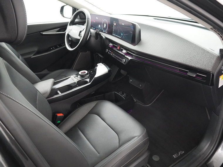 Vehicle Image 39