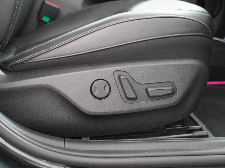 Vehicle Image 41
