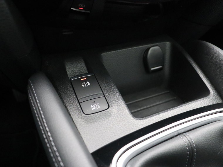 Vehicle Image 28