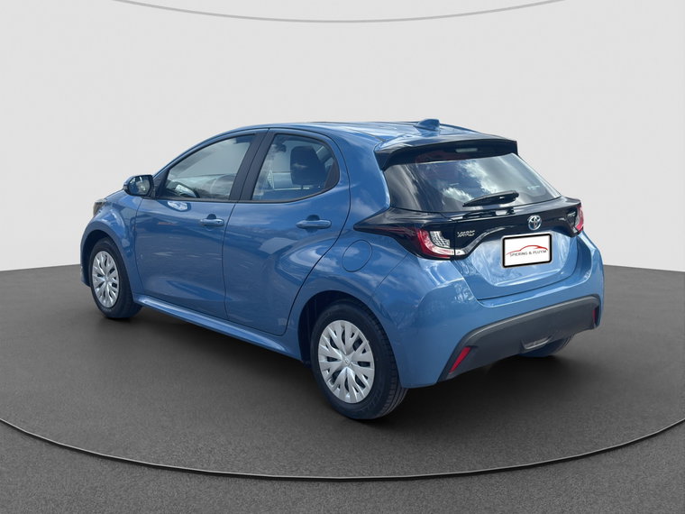 Vehicle Image 15