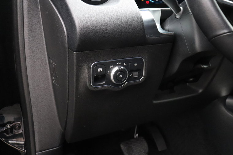 Vehicle Image 26