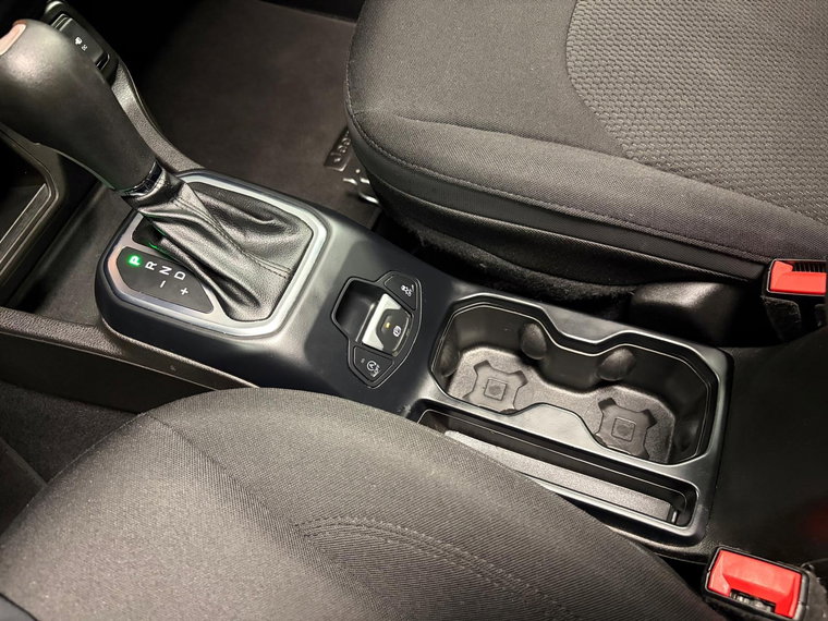 Vehicle Image 27
