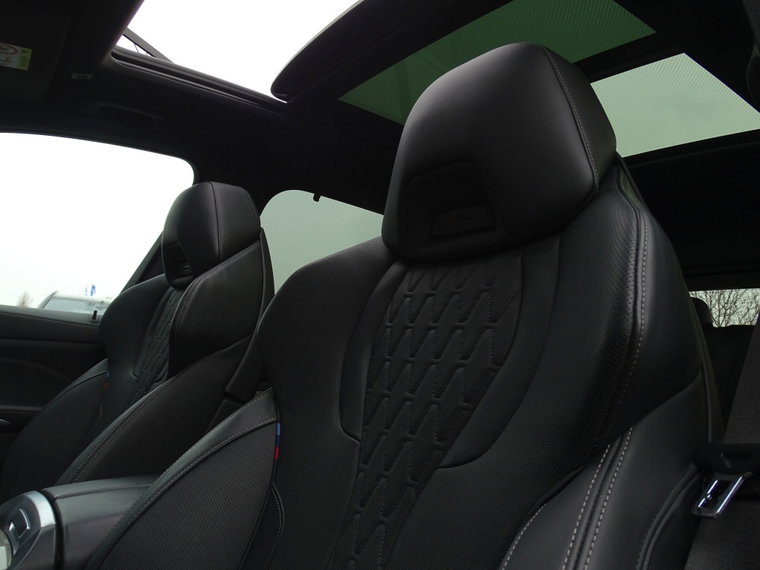 Vehicle Image 53