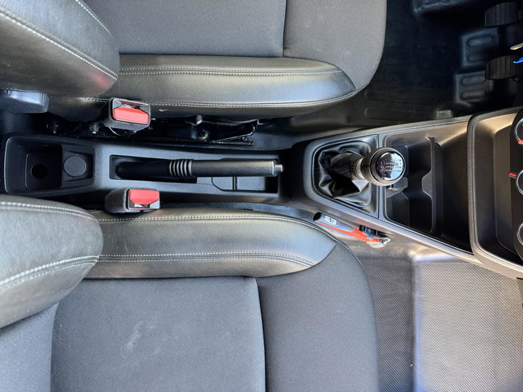 Vehicle Image 36