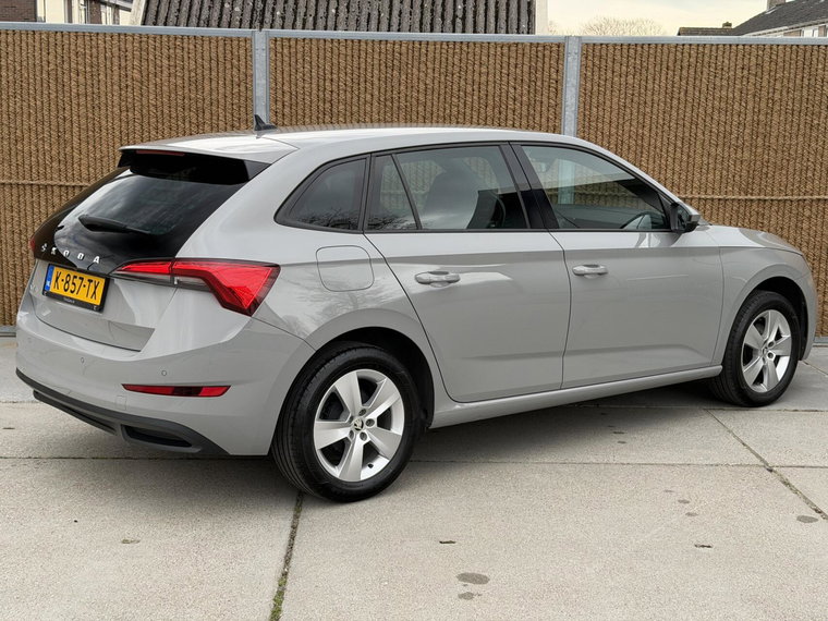 Vehicle Image 40
