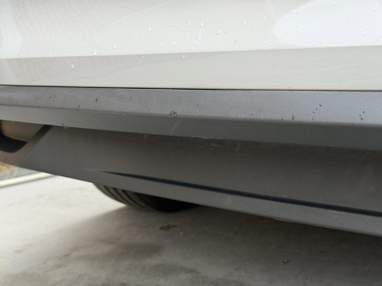 Vehicle Image 45