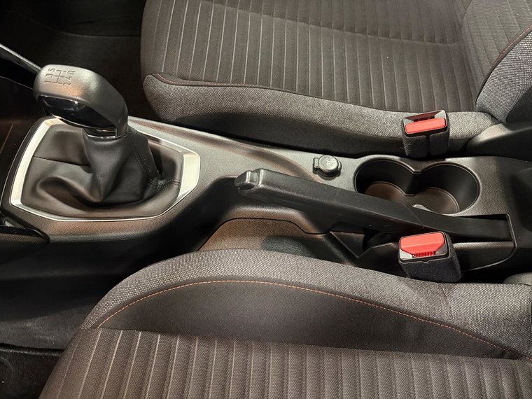 Vehicle Image 28