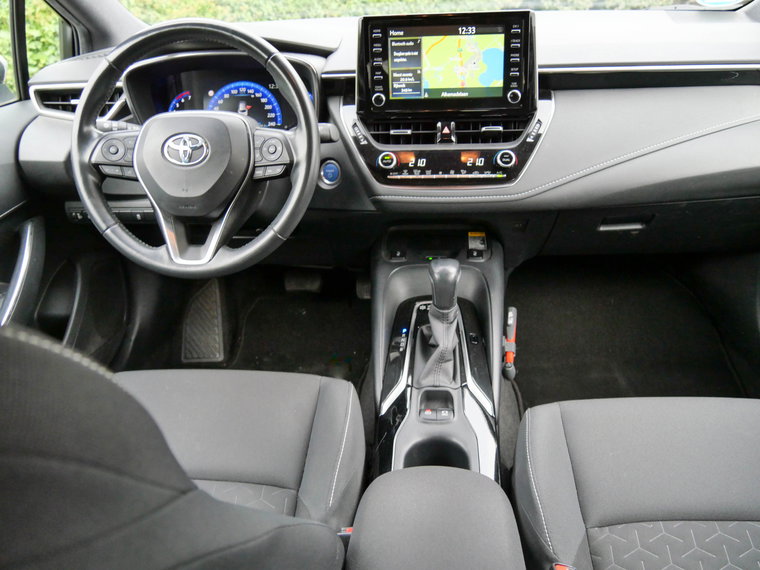 Vehicle Image 12