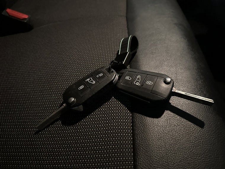 Vehicle Image 16