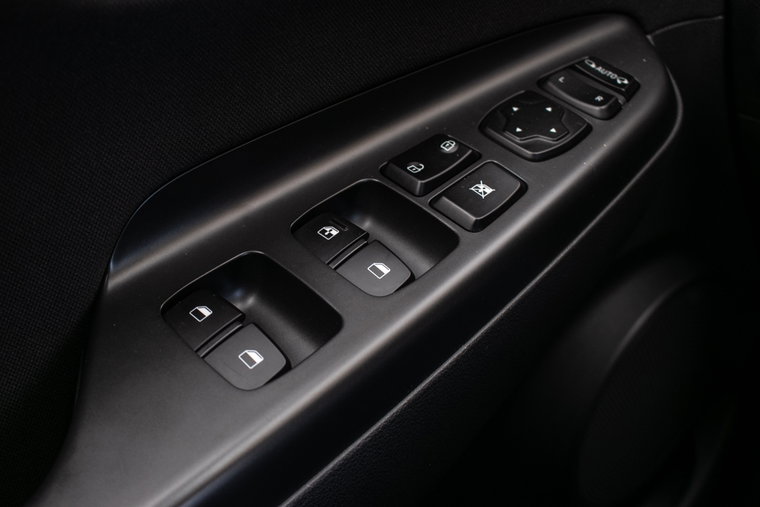 Vehicle Image 37