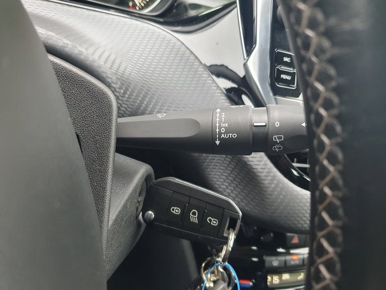 Vehicle Image 37