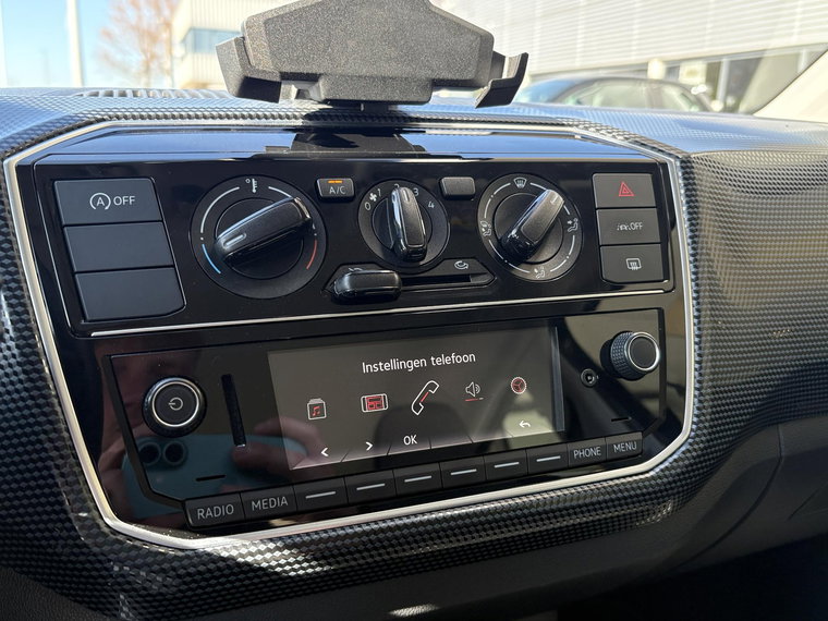 Vehicle Image 28