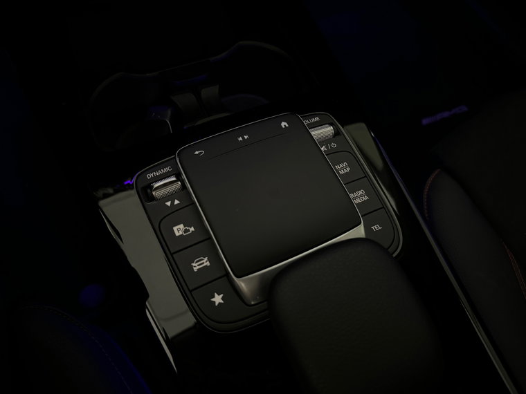 Vehicle Image 24