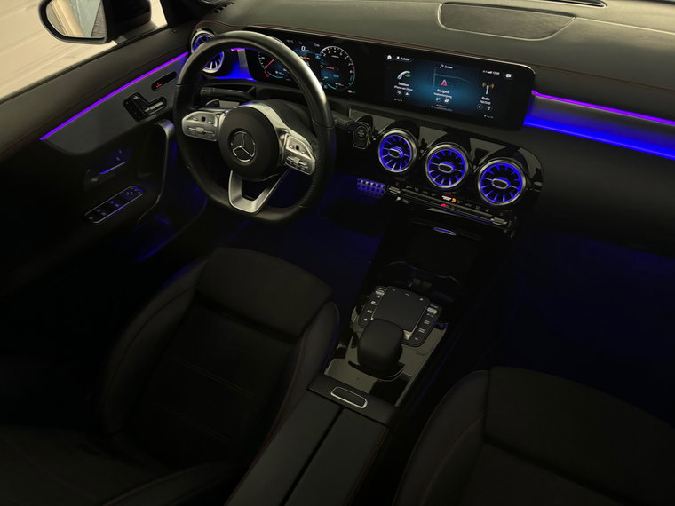 Vehicle Image 35