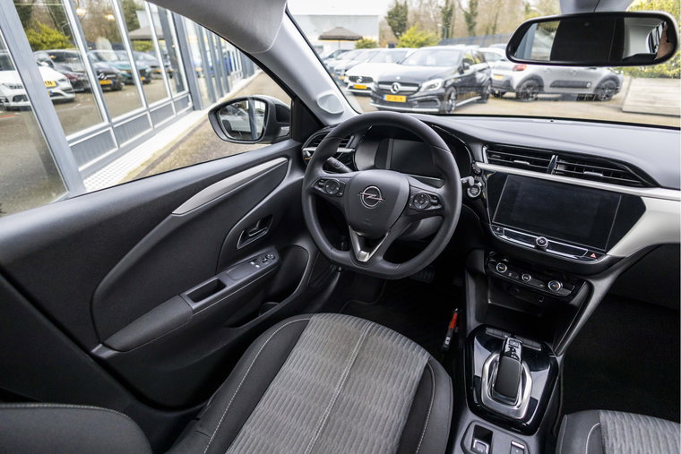 Vehicle Image 18