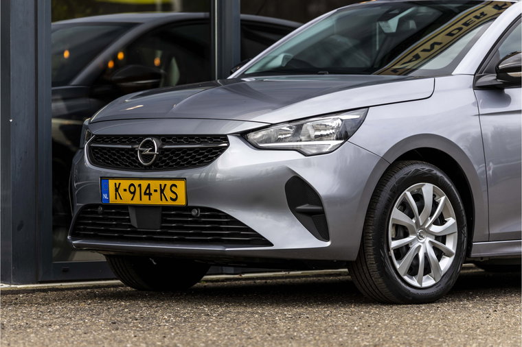 Vehicle Image 11