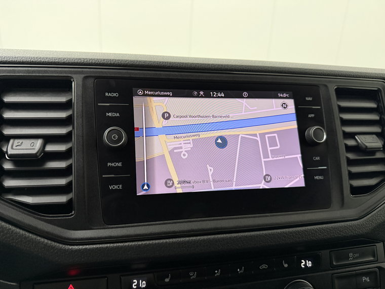 Vehicle Image 18