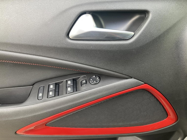 Vehicle Image 28