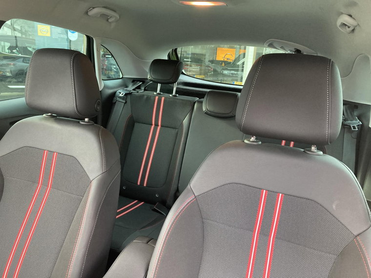 Vehicle Image 39