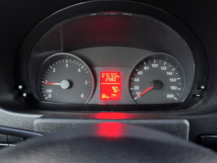 Vehicle Image 38
