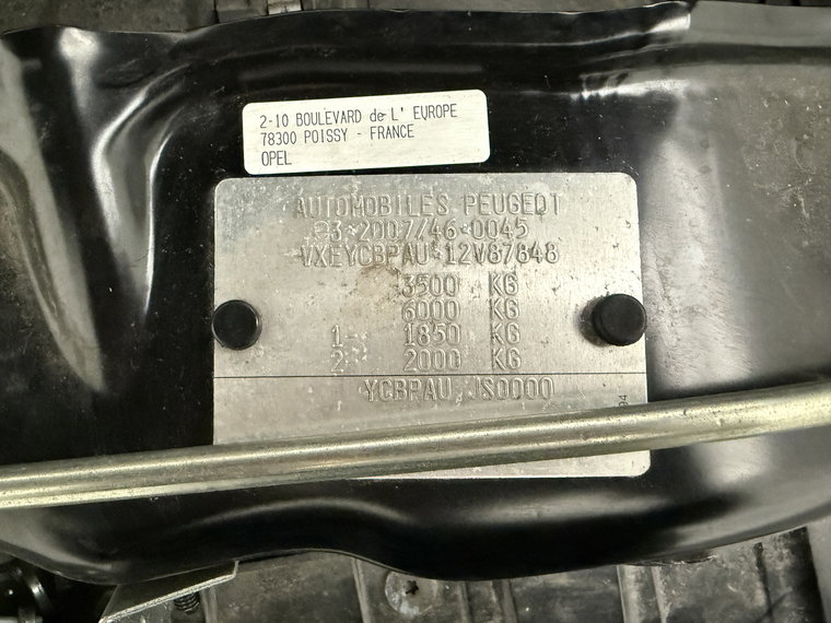 Vehicle Image 23