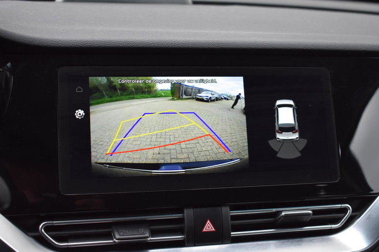 Vehicle Image 19