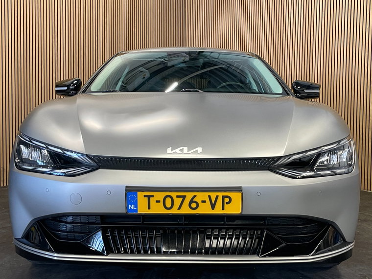 Vehicle Image 38