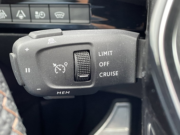Vehicle Image 29