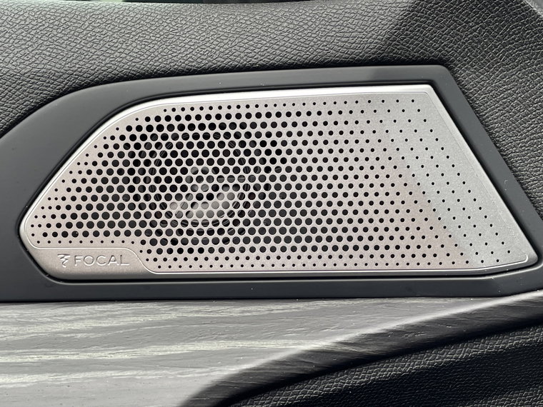 Vehicle Image 48