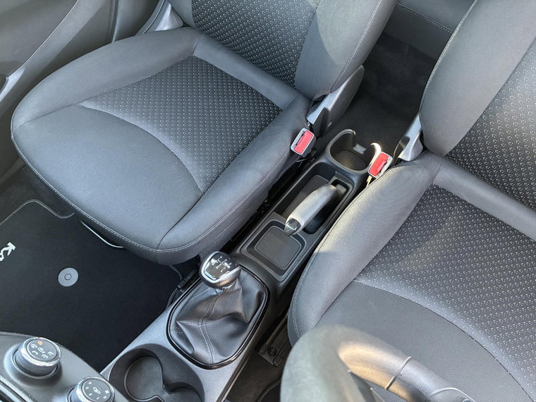 Vehicle Image 31