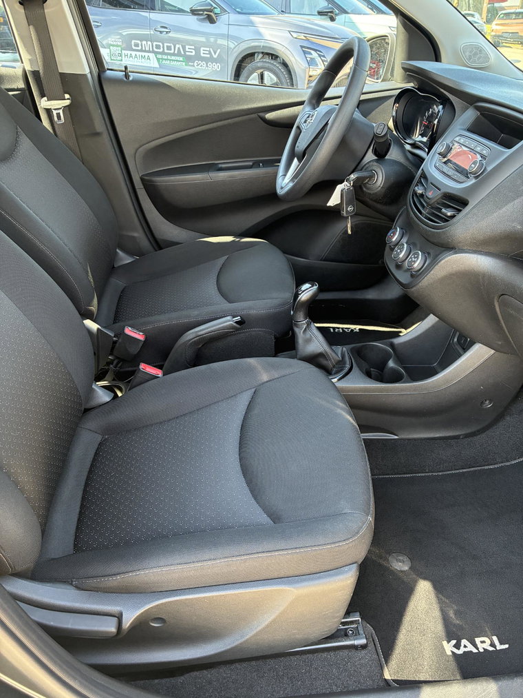 Vehicle Image 35